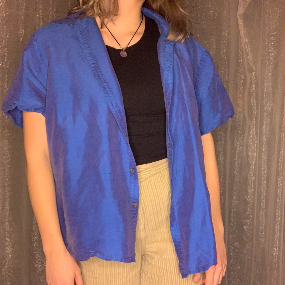 BLUE IRIDESCENT BUTTON BLOUSE